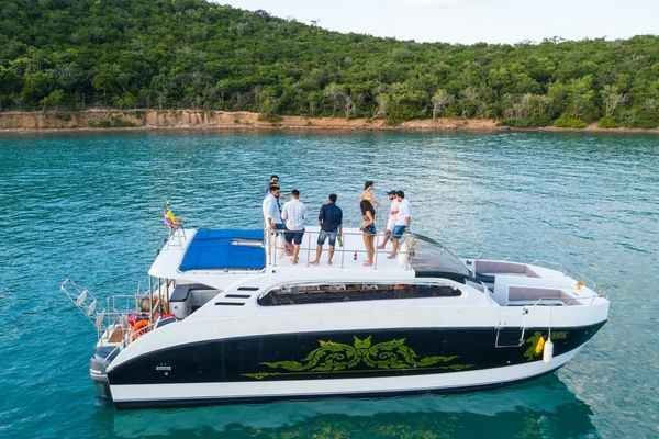 Sharing Yacht Party Pattaya