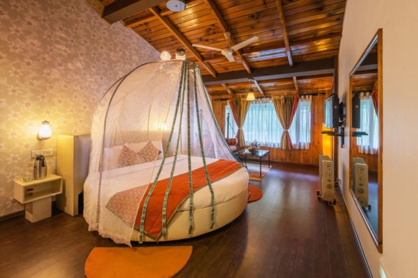 Honeymoon Inn Manali Tour 4 Days